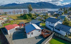 Te Anau Holiday Home - Free Wifi - Free Bikes & Kayaks - Short Walk To Lake & Town - Top Views